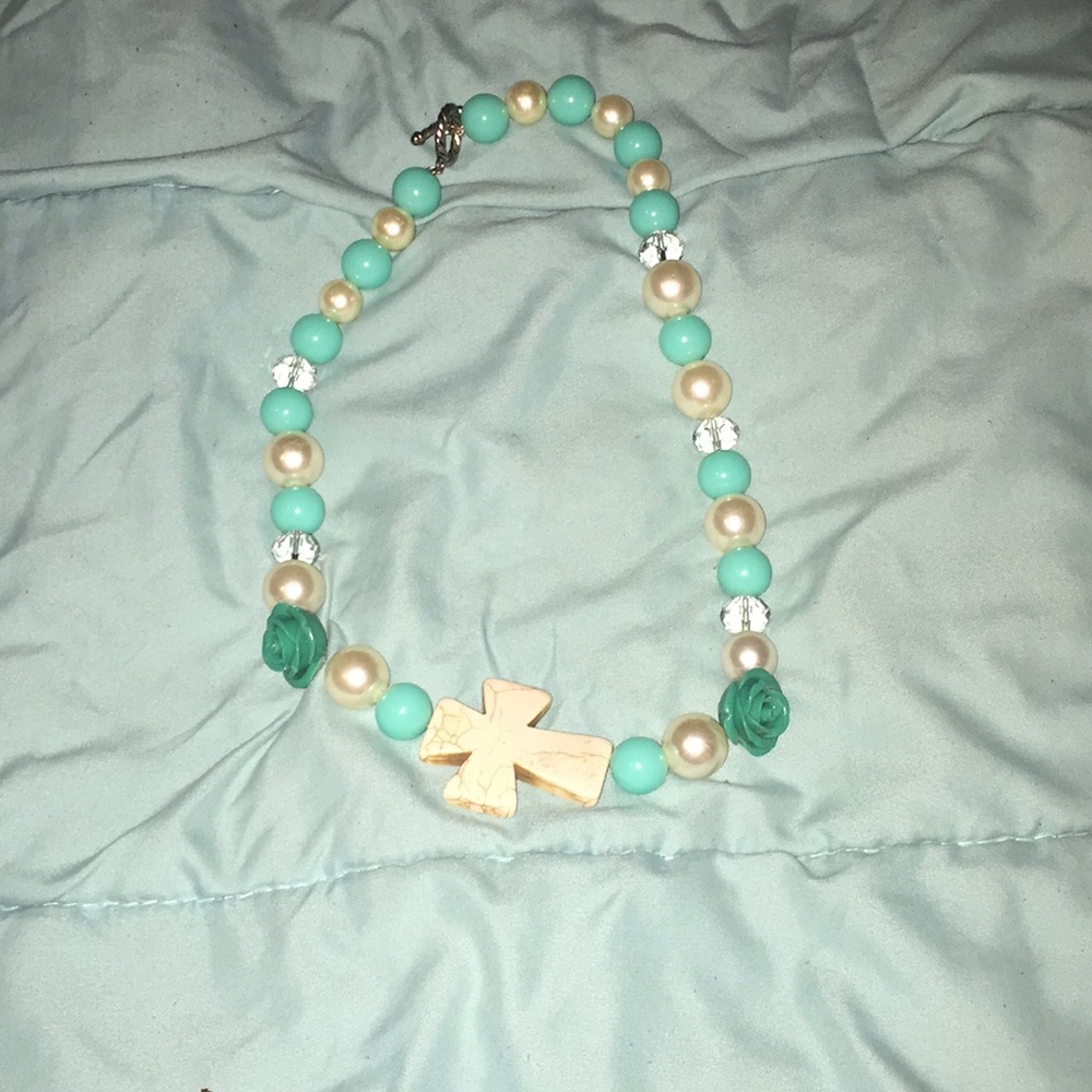 Turquoise and pearl necklace